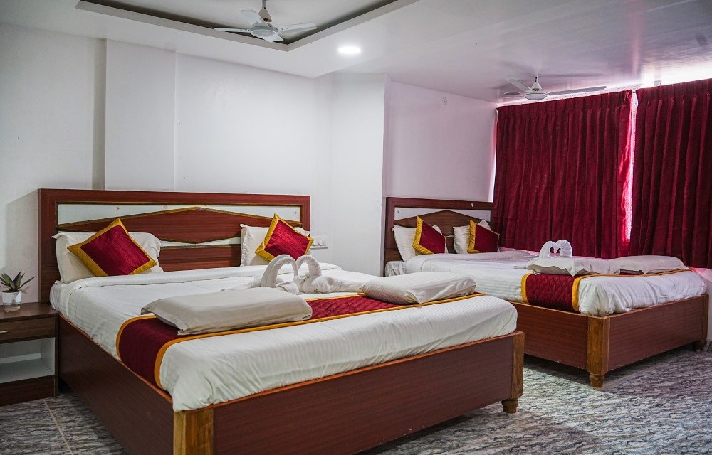 Family Room at Hotel Sea Tides Picture